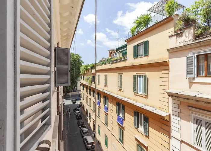 Spanish Steps Historic דירה *